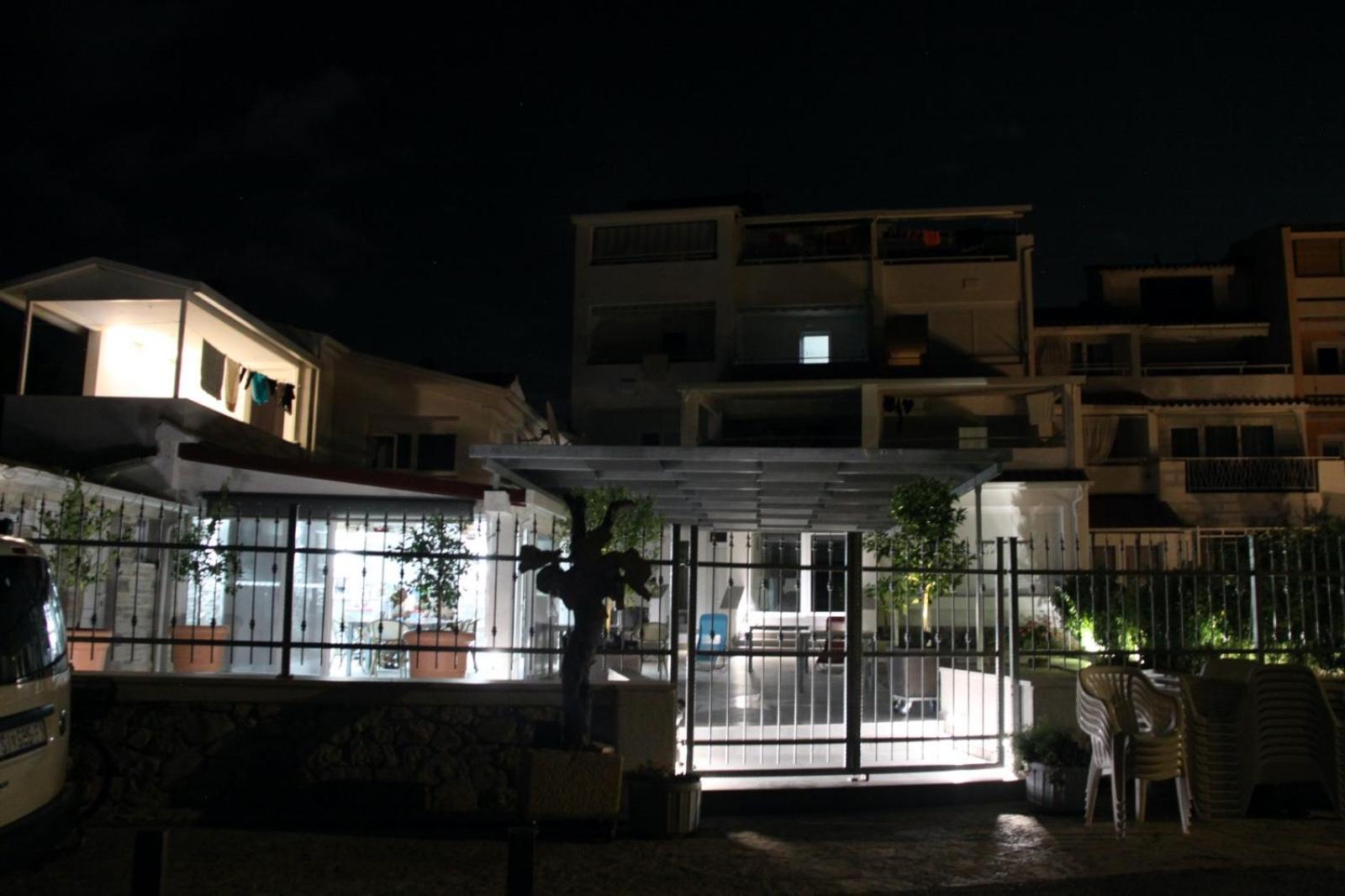 Apartments Lord Pirovac Exteriér fotografie